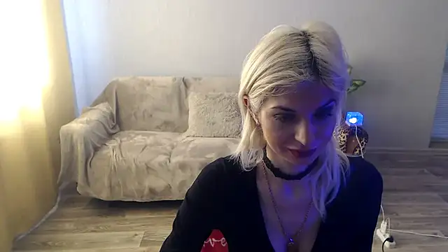 SexyBeatriice online show from 2, 4, 2026