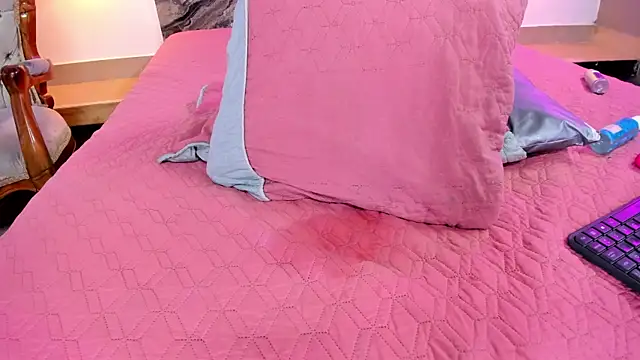 Estefy gomez09 online show from 21, 3, 2025