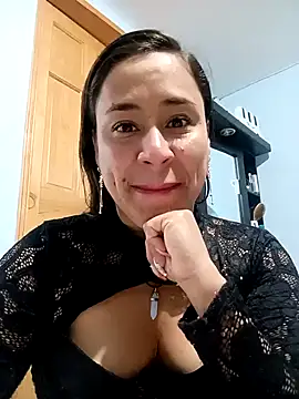 kamila lovee online show from 21, 10, 2025