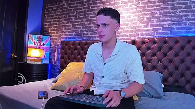 Thomas May4rs online show from 15, 2, 2025