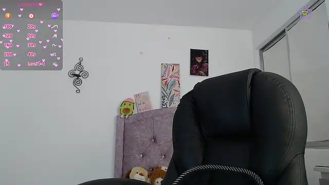 Snapshot of ellajonz chatting on 12, 7, 2026 ellajonz online show from 12, 7, 2026