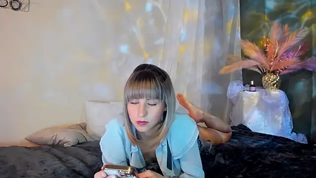 CharmBianca online show from 26, 10, 2025