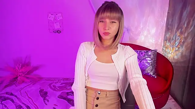 CharmBianca online show from 30, 11, 2025