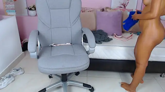 brendathompson  online show from 15, 2, 2025