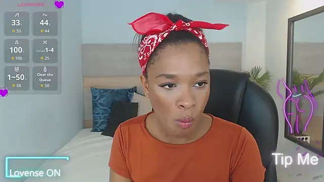 brendathompson  online show from 21, 10, 2025