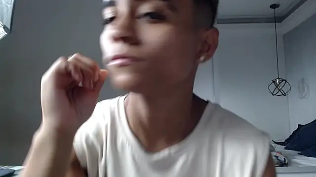 Snapshot of Liiamthompson chatting on 10, 2, 2025 Liiamthompson online show from 10, 2, 2025