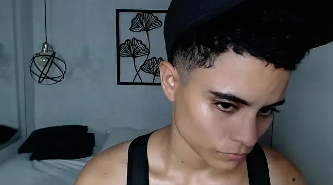 Snapshot of Liiamthompson chatting on 10, 3, 2025 Liiamthompson online show from 10, 3, 2025