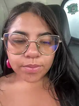 Snapshot of viccky_vick chatting on 9, 2, 2025 viccky vick online show from 9, 2, 2025
