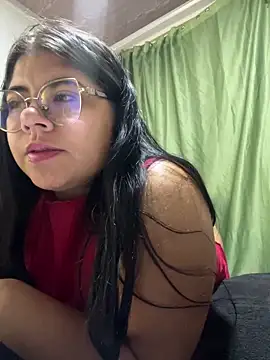 Snapshot of viccky_vick chatting on 17, 2, 2025 viccky vick online show from 17, 2, 2025
