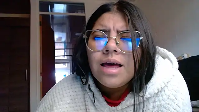 Snapshot of viccky_vick chatting on 8, 9, 2025 viccky vick online show from 8, 9, 2025