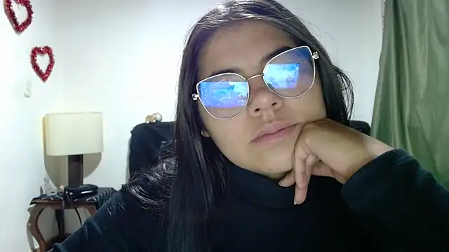 Snapshot of viccky_vick chatting on 20, 9, 2025 viccky vick online show from 20, 9, 2025