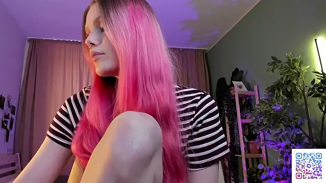 Snapshot of Gretchen_Mol chatting on 27, 2, 2026 Gretchen Mol online show from 27, 2, 2026