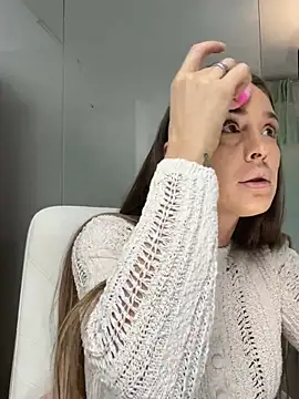 Snapshot of Anya-Ray chatting on 10, 2, 2025 Anya-Ray online show from 10, 2, 2025