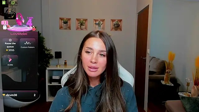 Snapshot of Anya-Ray chatting on 1, 11, 2025 Anya-Ray online show from 1, 11, 2025