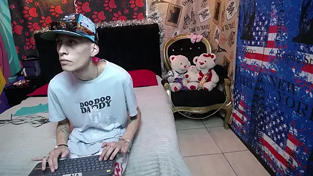 SimonAndJocelyn online show from 17, 2, 2025