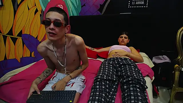 SimonAndJocelyn online show from 16, 3, 2025