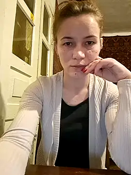 Snapshot of Belladonna253 chatting on 6, 2, 2025 Belladonna253 online show from 6, 2, 2025