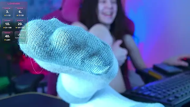 MilaStoyne online show from 7, 2, 2026