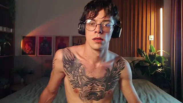 William Henry  online show from 10, 4, 2026