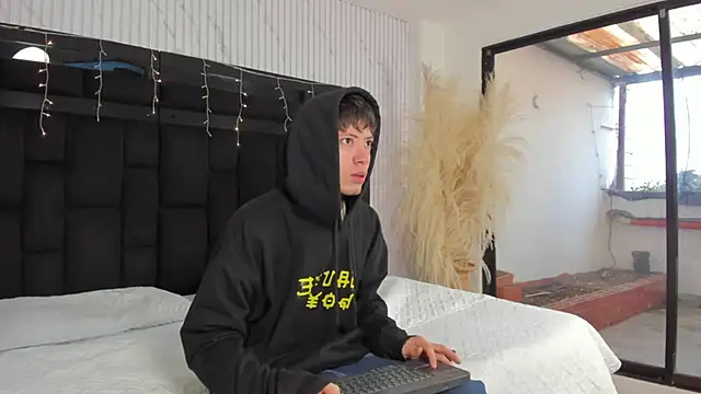 marcuscollins1  online show from 9, 2, 2026