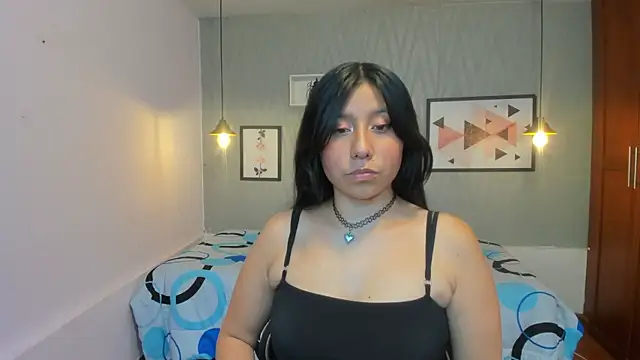 Nohemi louse online show from 12, 3, 2025