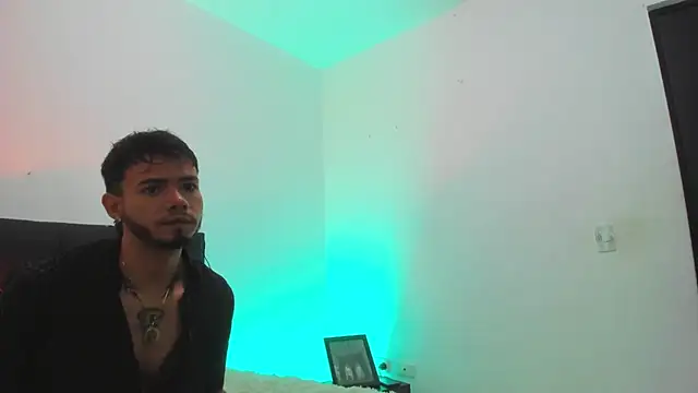 Snapshot of Niick01_ chatting on 12, 3, 2025 Niick01 online show from 12, 3, 2025