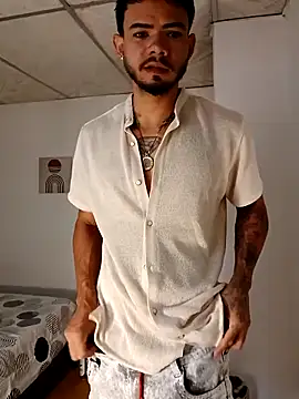 Snapshot of Niick01_ chatting on 23, 10, 2025 Niick01 online show from 23, 10, 2025