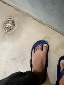 Hot funky boy online show from 23, 11, 2025