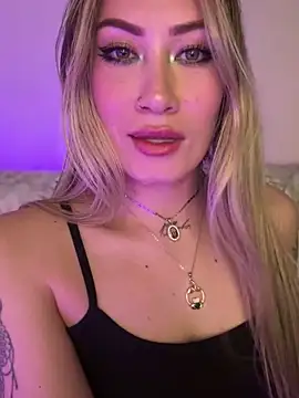 Snapshot of Lally_Valencia__ chatting on 15, 3, 2025 Lally Valencia online show from 15, 3, 2025