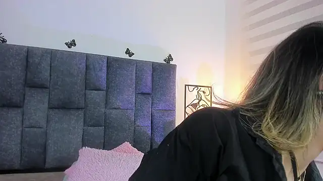 Violetta Ficher online show from 12, 11, 2025