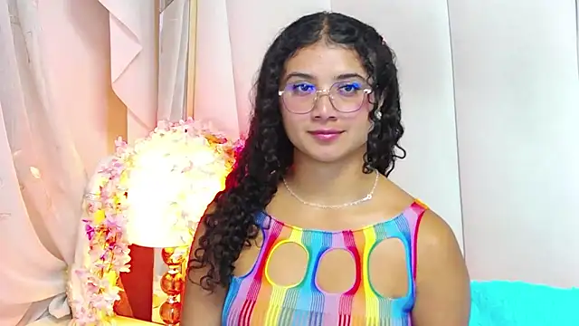 Snapshot of GinevraCarusso chatting on 11, 9, 2025 GinevraCarusso online show from 11, 9, 2025