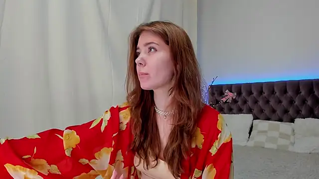 Snapshot of Ella_Mayers chatting on 16, 2, 2025 Ella Mayers online show from 16, 2, 2025
