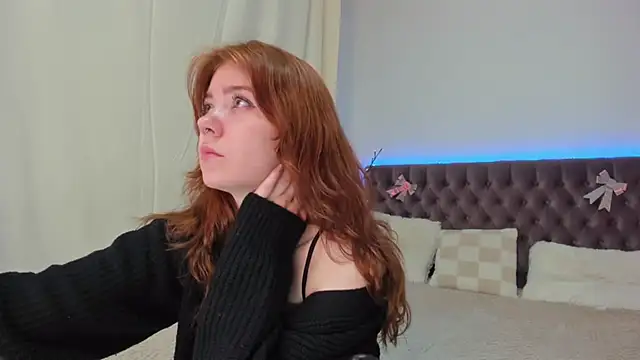 Snapshot of Ella_Mayers chatting on 21, 3, 2025 Ella Mayers online show from 21, 3, 2025