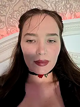 Snapshot of GoddessYanaMironova chatting on 24, 4, 2026 GoddessYanaMironova online show from 24, 4, 2026