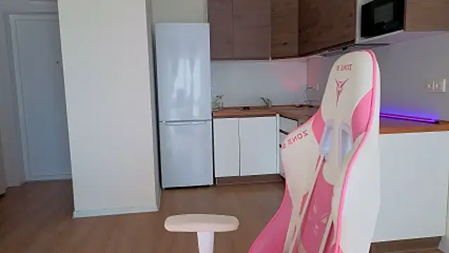 Enjoy everymoment  online show from 21, 3, 2026