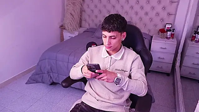 JhoanLeandro online show from 14, 4, 2026