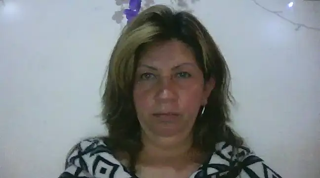 Snapshot of xxsexycutexxx chatting on 14, 2, 2025 xxsexycutexxx online show from 14, 2, 2025