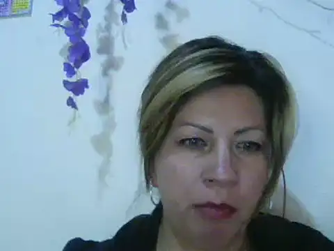 Snapshot of xxsexycutexxx chatting on 25, 2, 2025 xxsexycutexxx online show from 25, 2, 2025