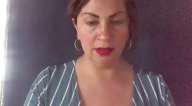 Snapshot of xxsexycutexxx chatting on 17, 3, 2025 xxsexycutexxx online show from 17, 3, 2025