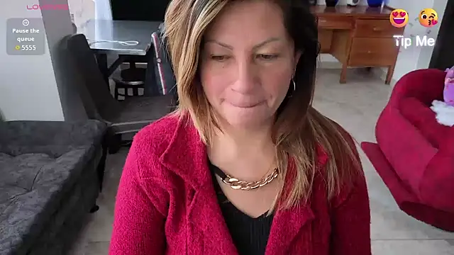 Snapshot of xxsexycutexxx chatting on 20, 10, 2025 xxsexycutexxx online show from 20, 10, 2025