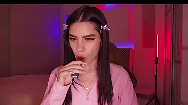  BbFreya online show from 3, 2, 2025