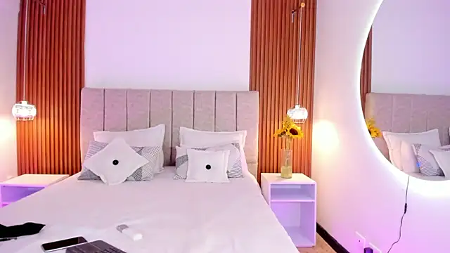 khloe-sweet online show from 15, 10, 2025