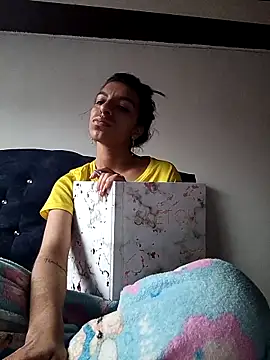 Ariell Kieran online show from 17, 2, 2025