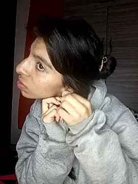 Ariell Kieran online show from 18, 9, 2025