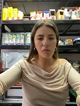 Andrea18 blonde online show from 19, 3, 2026