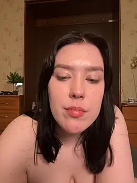 Viesicaa online show from 18, 9, 2025