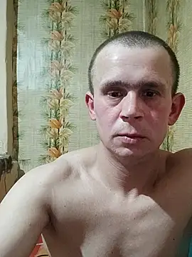 Snapshot of alex_brow_n chatting on 16, 2, 2025 alex brow n online show from 16, 2, 2025