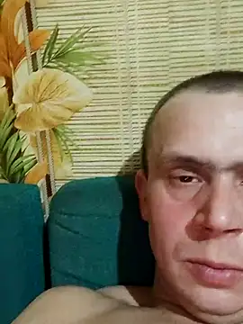 Snapshot of alex_brow_n chatting on 18, 2, 2025 alex brow n online show from 18, 2, 2025