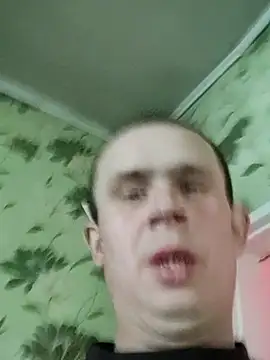 Snapshot of alex_brow_n chatting on 28, 2, 2025 alex brow n online show from 28, 2, 2025