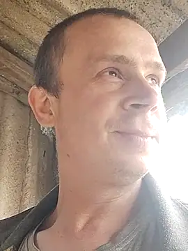 Snapshot of alex_brow_n chatting on 16, 3, 2025 alex brow n online show from 16, 3, 2025